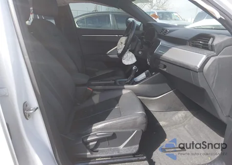 2019 Audi Q3 2.0T Premium из США, поврежденный, VIN WA1AECF31K1076150
